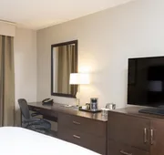 Doubletree by Hilton Pleasant Prairie Kenosha hotel detail image 4