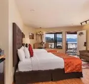 Mourelatos Lakeshore Resort hotel detail image 4