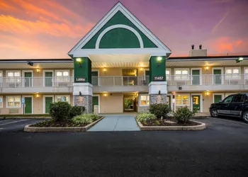 HomeTowne Studios Cincinnati - Sharonville hotel thumbnail 4