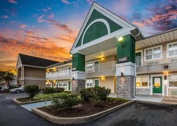 HomeTowne Studios Cincinnati - Sharonville hotel thumbnail 5