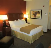 Holiday Inn Express Hotel & Suites Paducah West by IHG hotel detail image 4