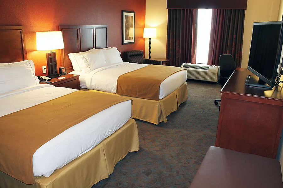 Holiday Inn Express Hotel & Suites Paducah West by IHG hotel detail image 6