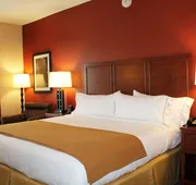 Holiday Inn Express Hotel & Suites Paducah West by IHG hotel detail image 7