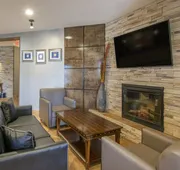 Devonian Hotel & Suites hotel detail image 3