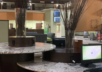 Clarion Hotel & Suites Conference Center Memphis Airport hotel thumbnail 4