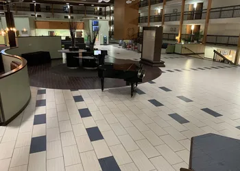 Clarion Hotel & Suites Conference Center Memphis Airport hotel thumbnail 5