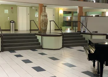 Clarion Hotel & Suites Conference Center Memphis Airport hotel thumbnail 8