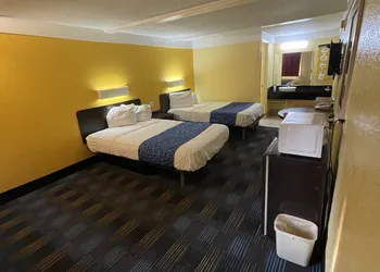 Travelodge by Wyndham Benton Harbor MI hotel thumbnail 3