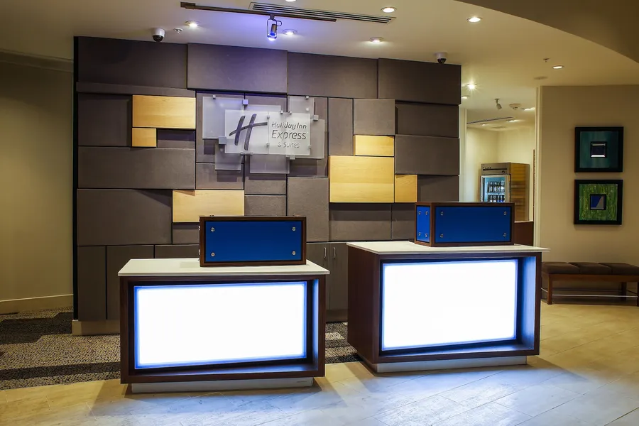 Holiday Inn Express & Suites Louisville Downtown by IHG hotel detail image 2