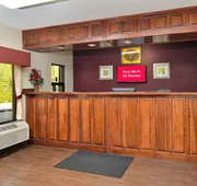 Red Roof Inn Cartersville–Emerson/LakePoint North hotel detail image 4