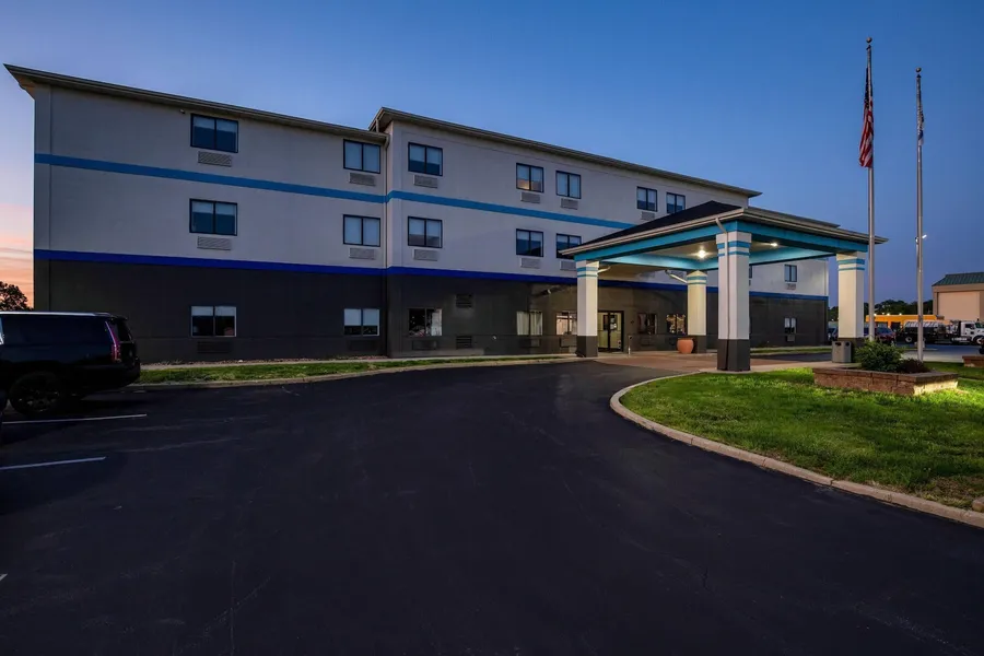 Days Inn by Wyndham Collinsville/St. Louis hotel detail image 2
