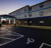 Days Inn by Wyndham Collinsville/St. Louis hotel detail image 3