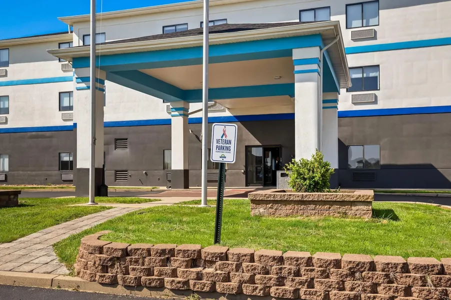 Days Inn by Wyndham Collinsville/St. Louis hotel detail image 6