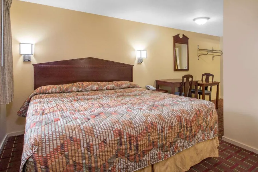 Knights Inn Tonawanda hotel detail image 2