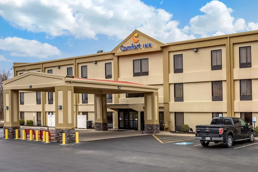 Comfort Inn Paducah I-24 hotel detail image 2