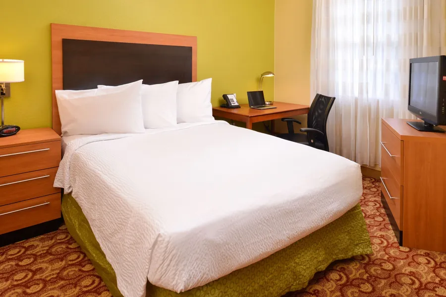 Candlewood Suites Miami Doral by IHG hotel detail image 6