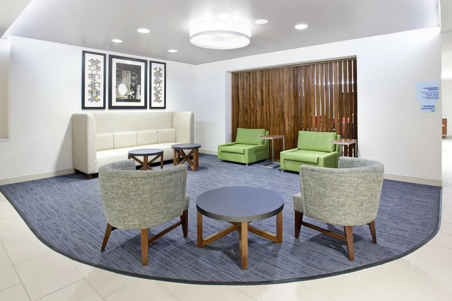Holiday Inn Express & Suites Austin Downtown - University by IHG hotel detail image 6