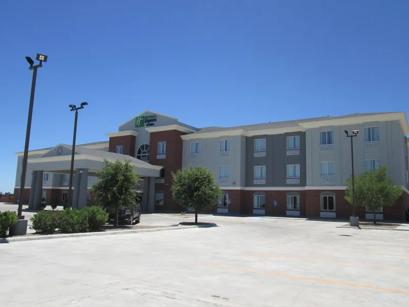 Holiday Inn Express Hotel and Suites Fort Stockton by IHG hotel detail image 2