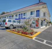 Motel 6 Stockton, CA - Charter Way West hotel detail image 4