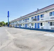 Motel 6 Stockton, CA - Charter Way West hotel detail image 7