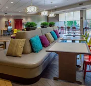 Home2 Suites by Hilton St. Louis/Forest Park hotel detail image 4