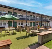 Best Western Marina State Beach hotel detail image 3