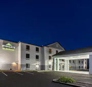 Wingate by Wyndham Grove City hotel detail image 3