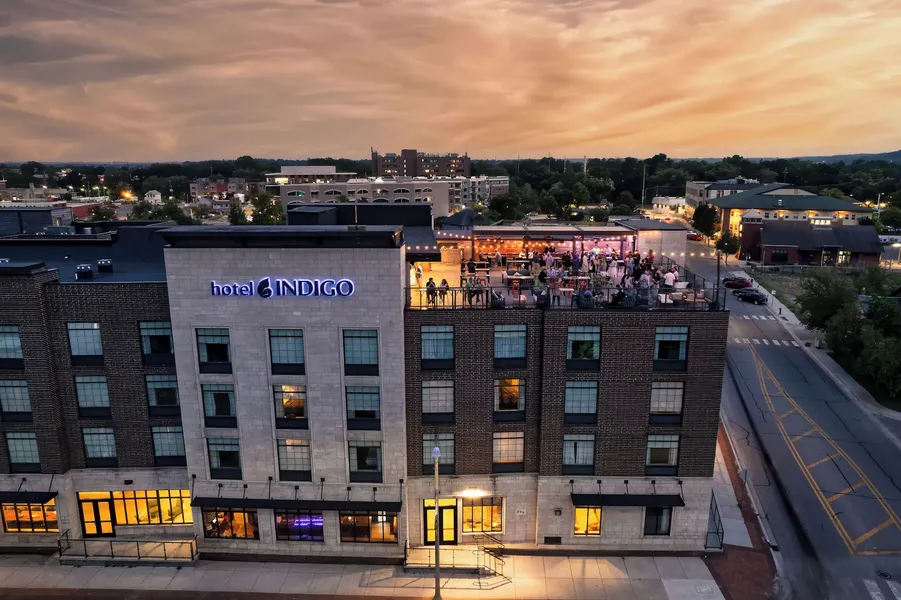 Hotel Indigo Traverse City by IHG hotel detail image 2