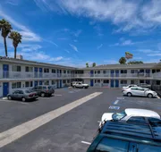Motel 6 Westminster South - Long Beach hotel detail image 4