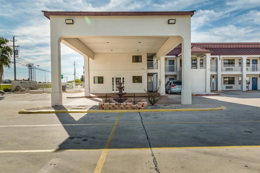 Motel 6 San Marcos, TX - North hotel detail image 6