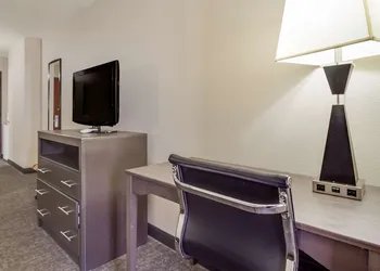 Houston Medical Center hotel thumbnail 6