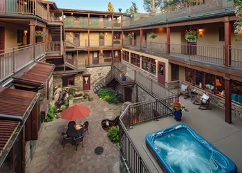 Annabelle Inn hotel thumbnail 4
