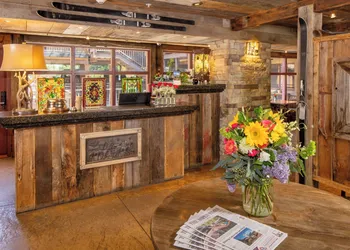Annabelle Inn hotel thumbnail 7