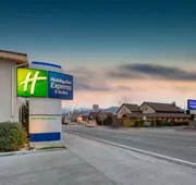 Holiday Inn Express Hotel & Suites Bishop by IHG hotel detail image 3