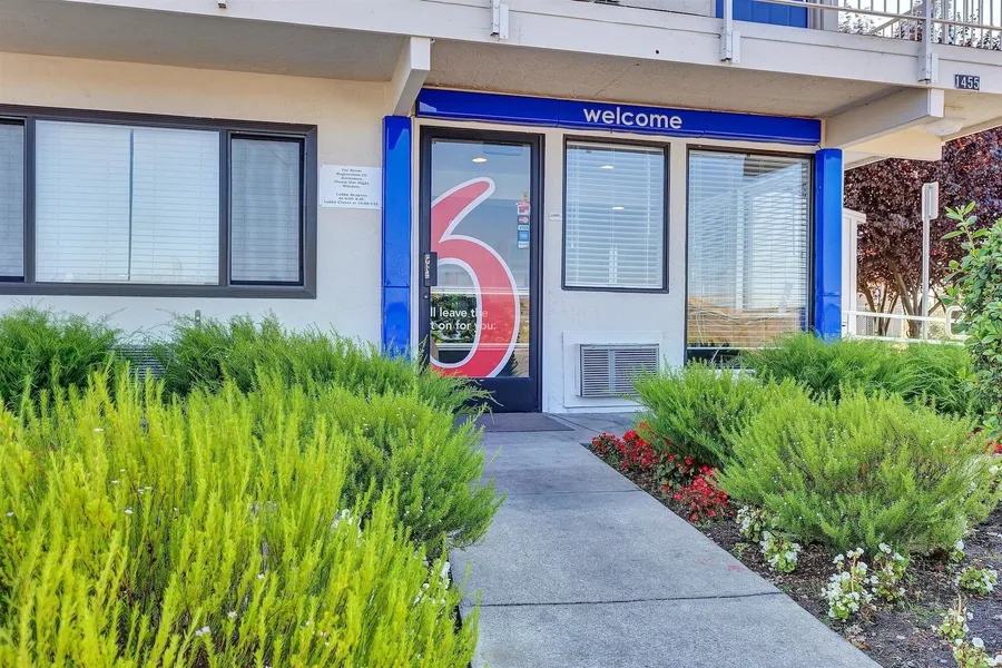 Motel 6 Vallejo, CA - Six Flags West hotel detail image 2