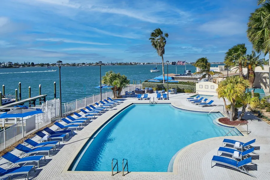 Courtyard St. Petersburg Clearwater/Madeira Beach hotel detail image 2