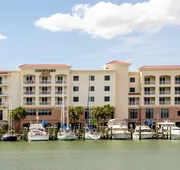 Courtyard St. Petersburg Clearwater/Madeira Beach hotel detail image 3