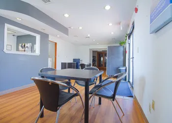 Studio Inn Extended Stay Oklahoma City Airport by OYO hotel thumbnail 2