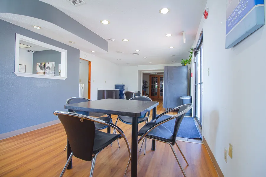 Studio Inn Extended Stay Oklahoma City Airport by OYO hotel detail image 2
