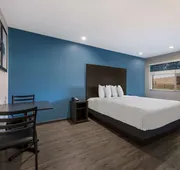 SureStay Hotel by Best Western Spring North Houston hotel detail image 4