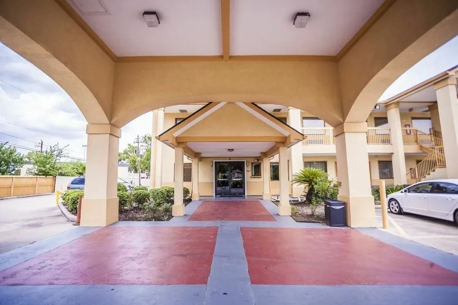 Downtowner Inn and Suites Hobby hotel detail image 2
