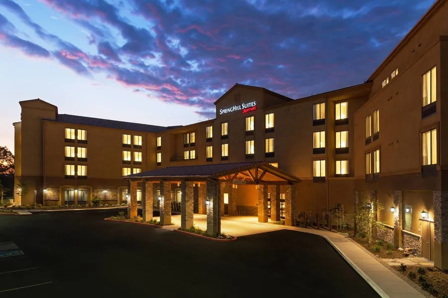 Springhill Suites by Marriott Paso Robles Atascadero hotel detail image 2