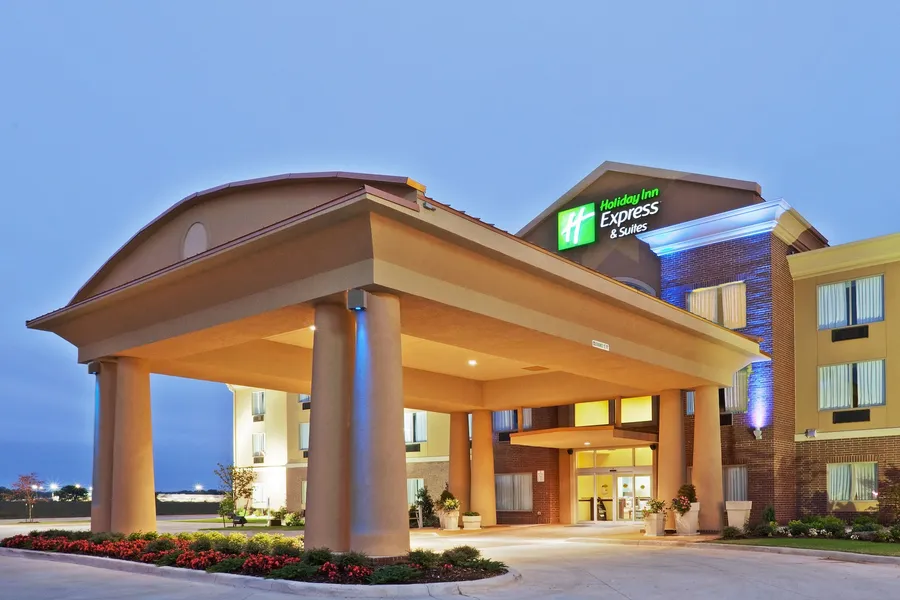 Holiday Inn Express Hotel & Suites Pauls Valley by IHG hotel detail image 2