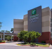 Holiday Inn Express & Suites San Antonio Medical-Six Flags by IHG hotel detail image 3