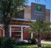Holiday Inn Express & Suites San Antonio Medical-Six Flags by IHG hotel detail image 4