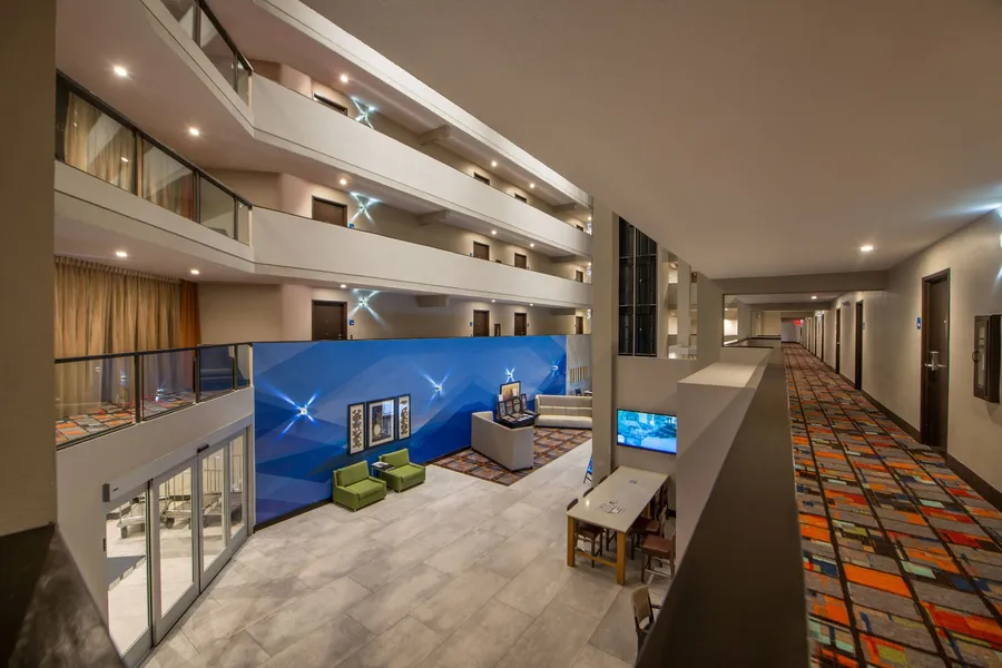 Holiday Inn Express & Suites San Antonio Medical-Six Flags by IHG hotel detail image 6