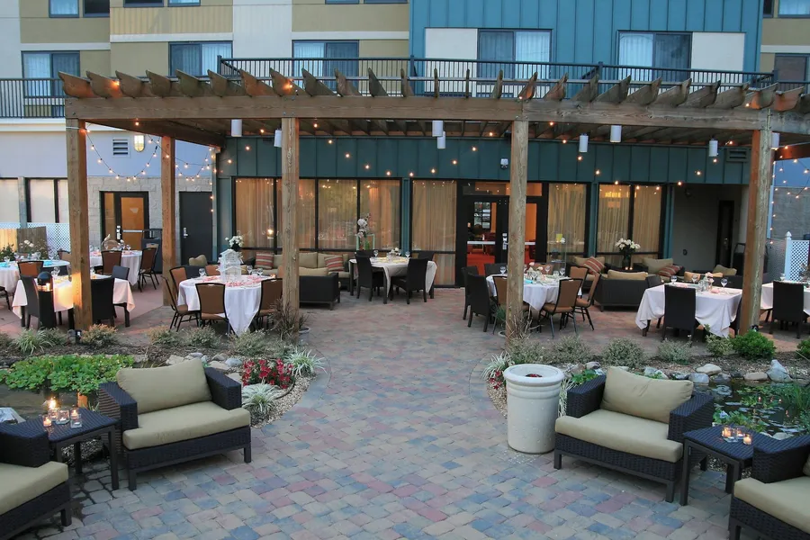 Courtyard Statesville Mooresville/Lake Norman hotel detail image 2