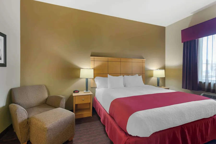 Best Western Golden Prairie Inn & Suites hotel detail image 6