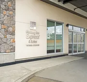 Holiday Inn Express & Suites Victoria - Colwood hotel detail image 4