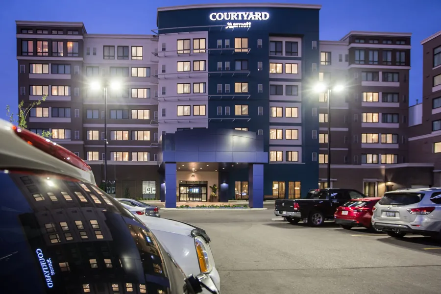 Courtyard by Marriott Calgary South hotel detail image 2